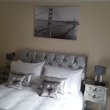 Star Inn Rooms 아데르시에 외부 사진