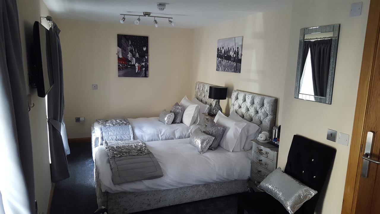 Star Inn Rooms 아데르시에 외부 사진