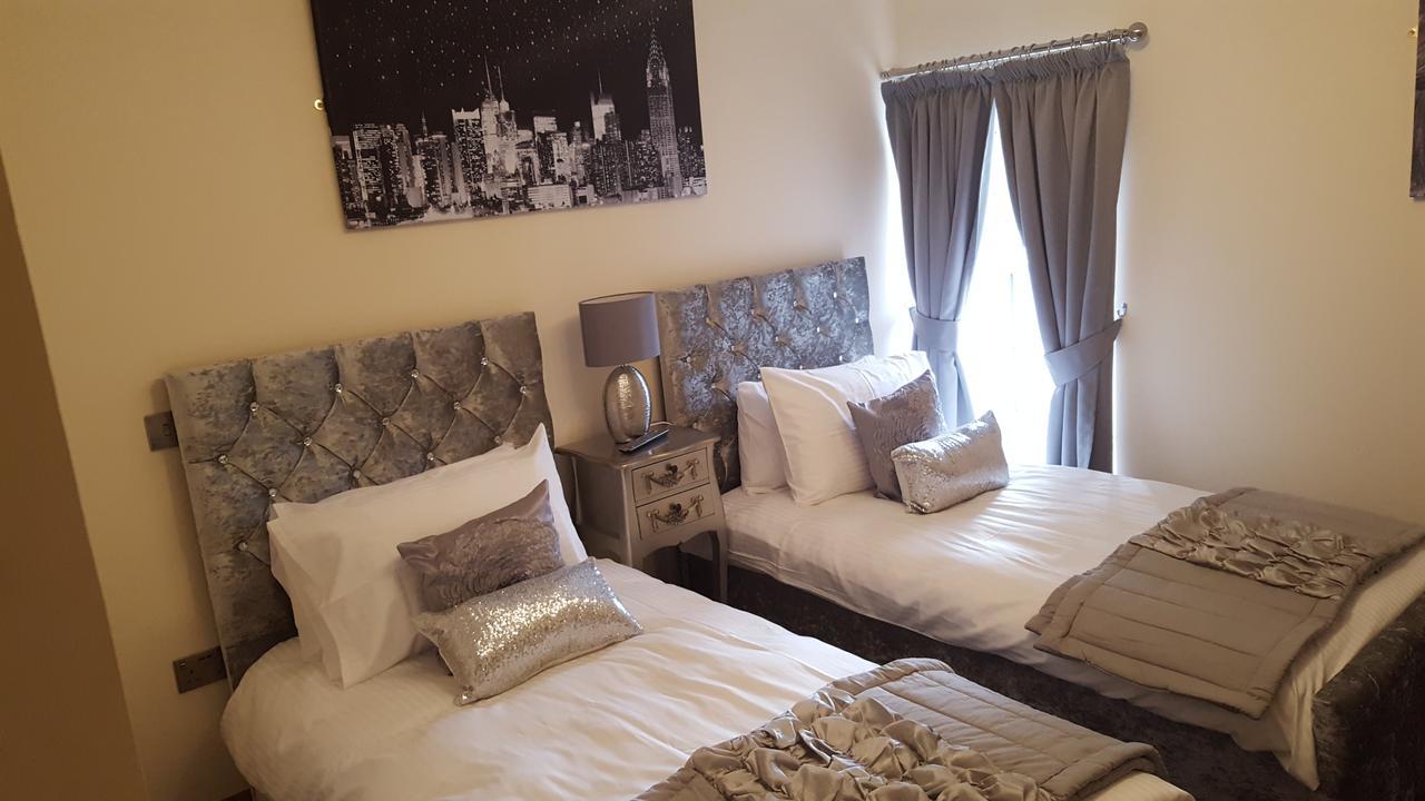 Star Inn Rooms 아데르시에 외부 사진