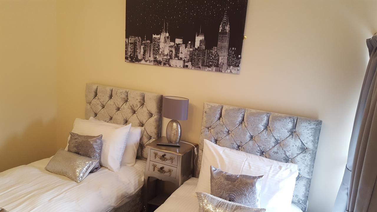 Star Inn Rooms 아데르시에 외부 사진